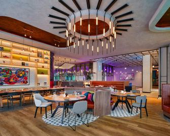 Moxy Putrajaya - Putrajaya - Restaurace