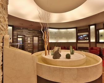 Best Western Gorizia Palace Hotel - Gorizia - Rezeption