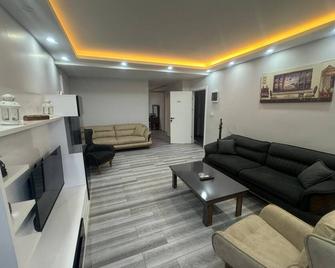 Deniz Hotel Kumburgaz - Büyükçekmece - Obývací pokoj