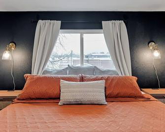 4 Br Central Home + Game Room + Dog Friendly + Family Amenities! - נורפולק - חדר שינה