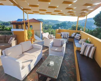 Skiathos Island Suites - Troulos - Varanda