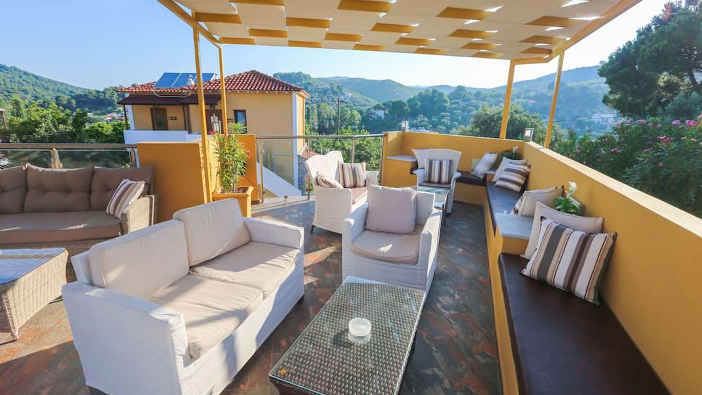 Skiathos Island Suites