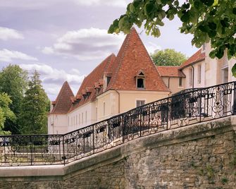 Les Sources de Vougeot - Gilly-lès-Cîteaux - Building