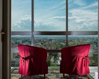 Hotel Gambrinus - Valentini Family Village - Bellaria-Igea Marina - Μπαλκόνι