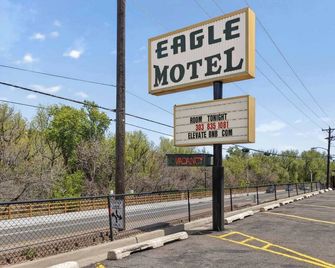 Eagle Motel Suite 121 - Manitou Springs