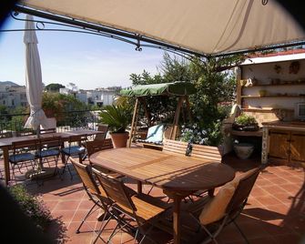 Hotel Villa Verde - Forio - Varanda