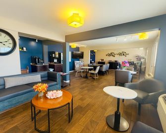 Deluxe Inn & Suites - Junction City - Σαλόνι ξενοδοχείου