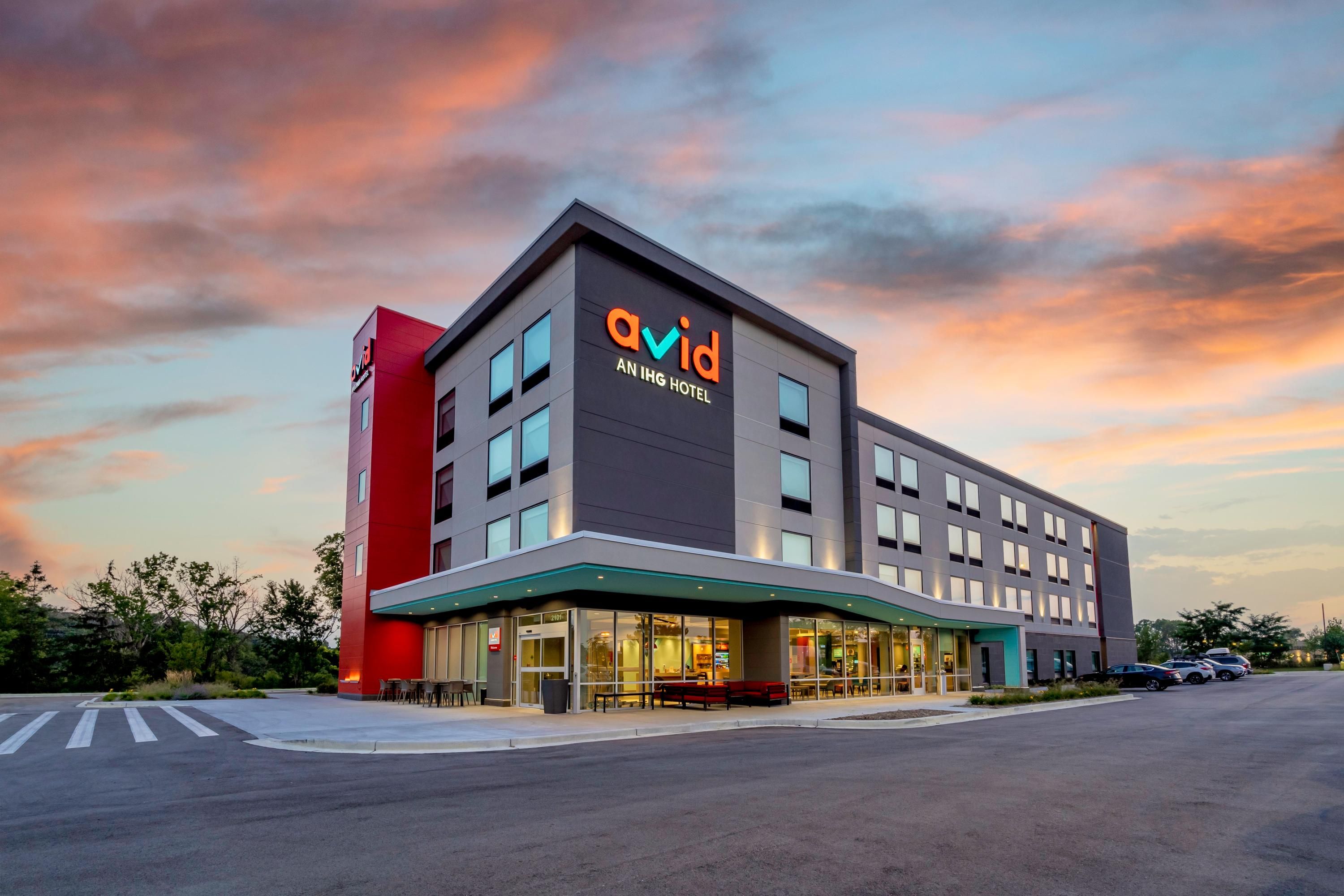 Avid Hotel Milwaukee West - Waukesha By IHG - Pewaukee - Edificio