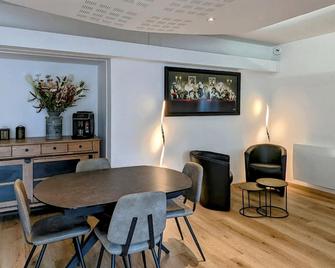 Bel appartement rénové avec WiFi et parking sécurisé à Vesoul - FR-1-583-473 - Vesoul - Essbereich