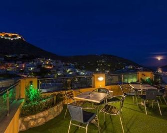 Elefteria Hotel - Agia Marina - Балкон