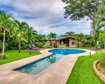 Hidden Palms - Nosara - Piscina