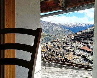 칸티나 알피나 - 살베르트란드 - 발코니