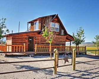 Remote Antimony Log Cabin with Green Meadow Views! - Antimony - Building