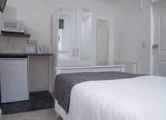 Tlk Apartments & Hotel - Beckenham Junction - London - Schlafzimmer
