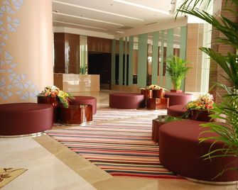 Inzone Garland Hotel Jinan - Jinan - Lobby