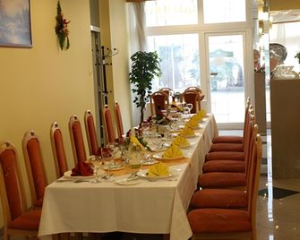 Zuglo Hotel - Βουδαπέστη - Εστιατόριο