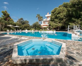 Monte Vardia - Chania - Pool