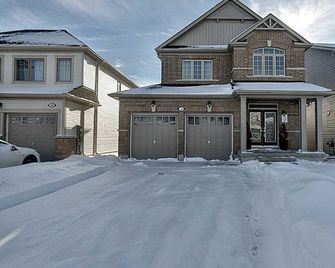Short Term Cozy Stay in Beautiful Fergus - Fergus