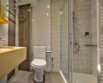 Poseidon Hotel - Patras - Banheiro