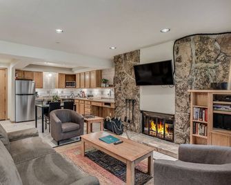 Laurelwood Condominiums 203 - Snowmass Village - Wohnzimmer