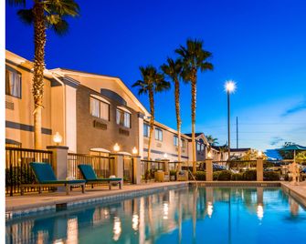Best Western Mayport Inn & Suites - Atlantic Beach - Pool