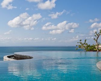 Anantara Uluwatu Bali Resort - South Kuta - Pool