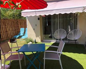 Studio accueillant à Hourtin de 19 m² avec jardin privé - Hourtin - Innenhof