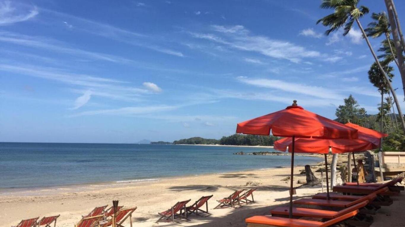 Nautilus Right on the Beach - Adult Only - SHA Extra Plus