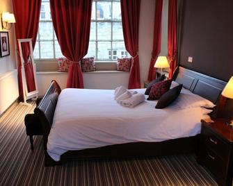 White Lion Hotel - Hebden Bridge - Bedroom
