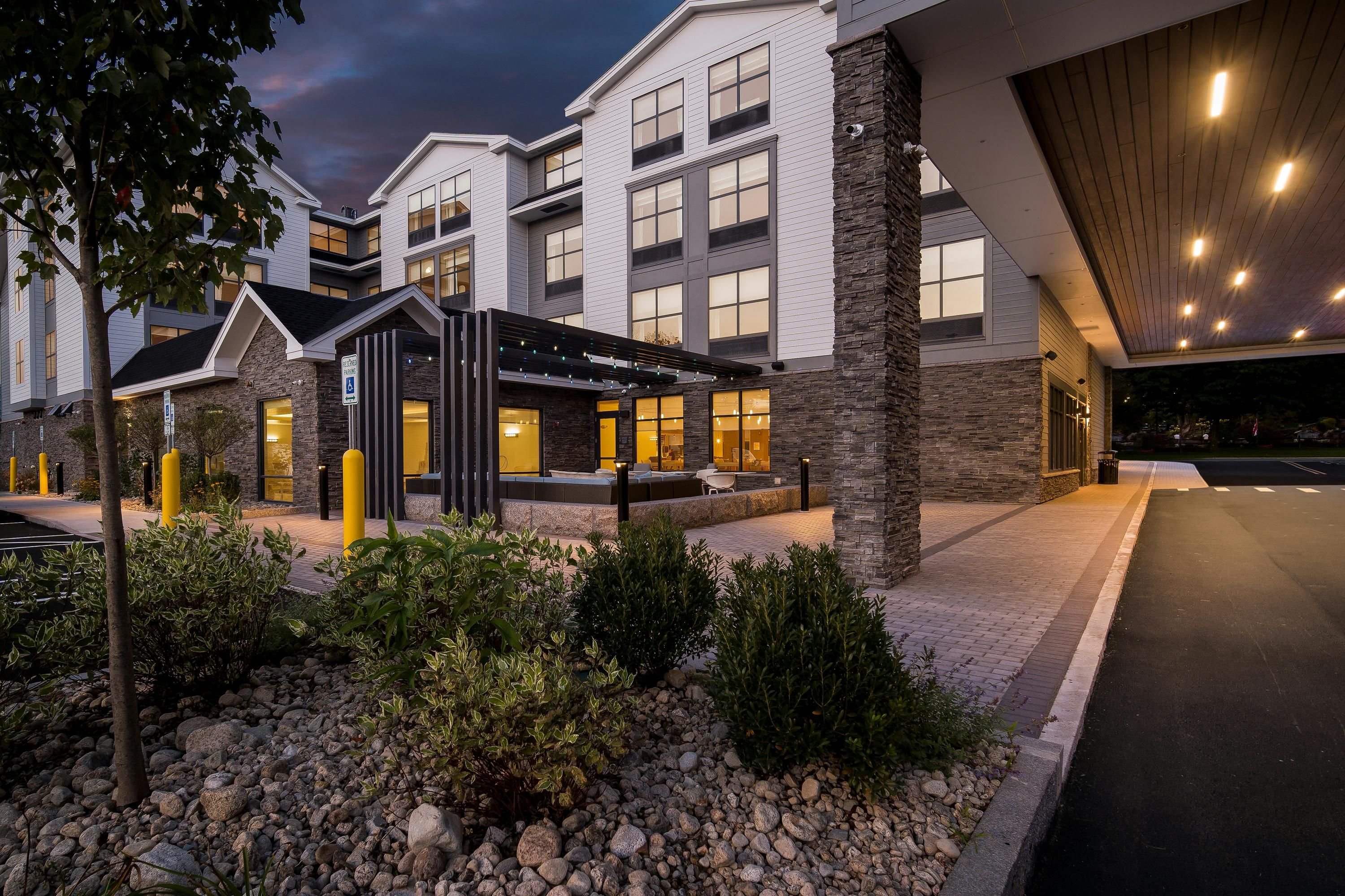 Hilton Garden Inn North Conway - North Conway - Gebäude
