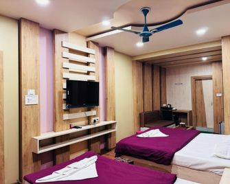 Hotel Himalaya Agartala - Agartala - Bedroom