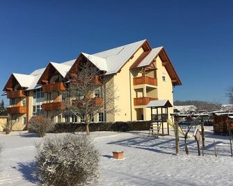 Radhotel Schischek - Klöch - Building