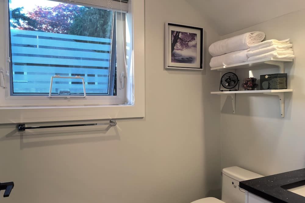 New Laneway House Near Airport, Downtown - Vancouver - Room amenity