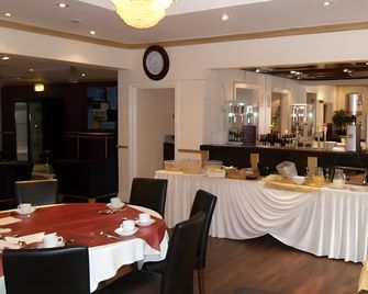 Skyways Hotel - Slough - Restaurant