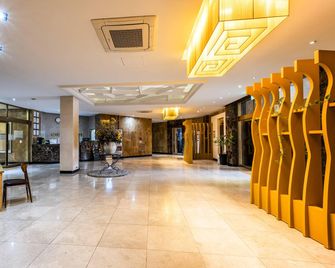 Hwaseong Greenpia Tourist Hotel - Hwaseong - Lobby