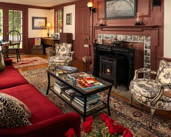 Waldo Emerson Inn - קנבאנק - סלון