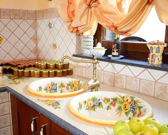 B&B Dimora dell'Etna - Milo - Buffet
