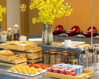 Atour X Shuguang Hotel Shanghai Wusong Cruise Terminal - Shangai - Buffet