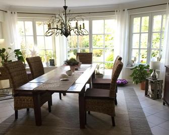 Dream House With Lots Of Space - Ideal For Families! - Friedeburg - Comedor