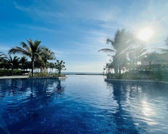 Cam Ranh Mystery Villas & Spa - Nha Trang - Piscina