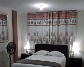 Apartments & Rooms Helena - Trujillo - Slaapkamer