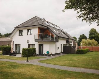 Kavaliershaus Henriettenhof - Grömitz - Edificio