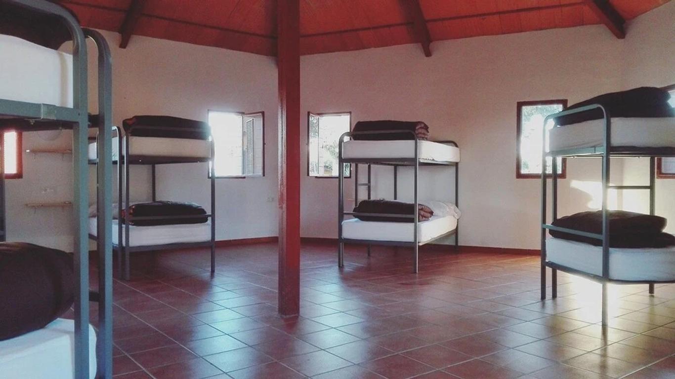 Albergue Turistico De Cornalvo