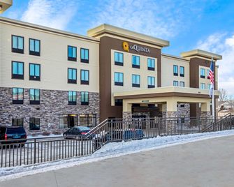 La Quinta Inn & Suites by Wyndham Gillette - ג'ילט - בניין