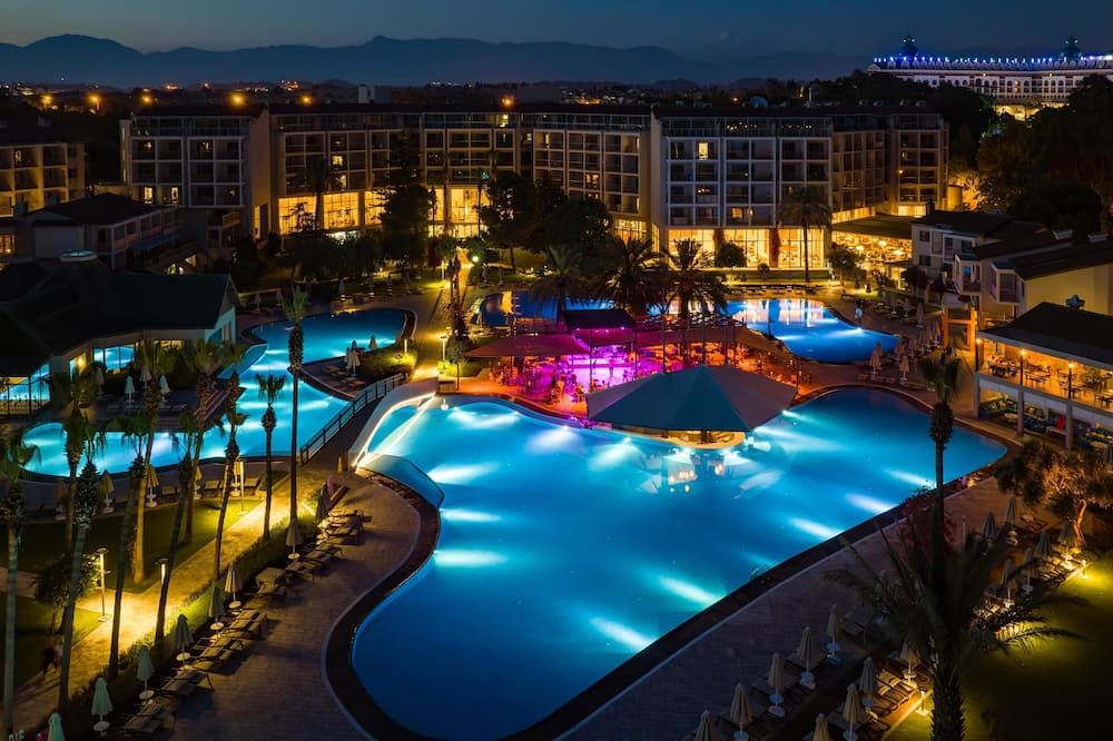 أروم باروت كوليكشن - ألتربسعر امل جميع الخدمات - سيد - حوض السباحة