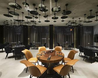 Mana Sleep & Spa - דרוסקינינקאי - מסעדה