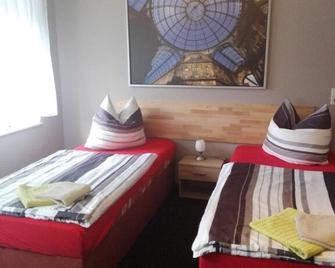 Pension Hartmann - גרליץ - חדר שינה