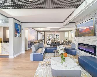 Interurban Suites Hotel - Tukwila - Σαλόνι