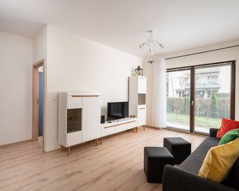 Royal Wilanów Apartment with Garden - Warszawa - Stue