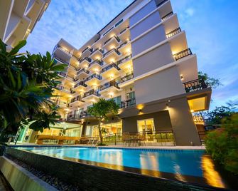 Lhc Hotel And Resort - Pattaya - Edificio
